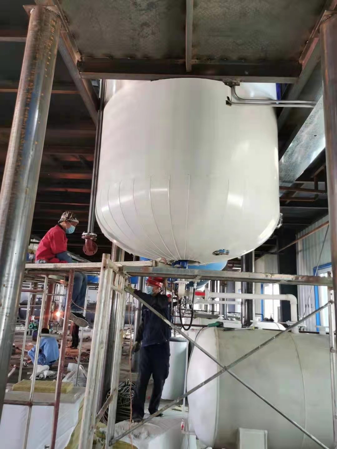 罐體 巖棉 聚氨酯噴涂保溫施工介紹
