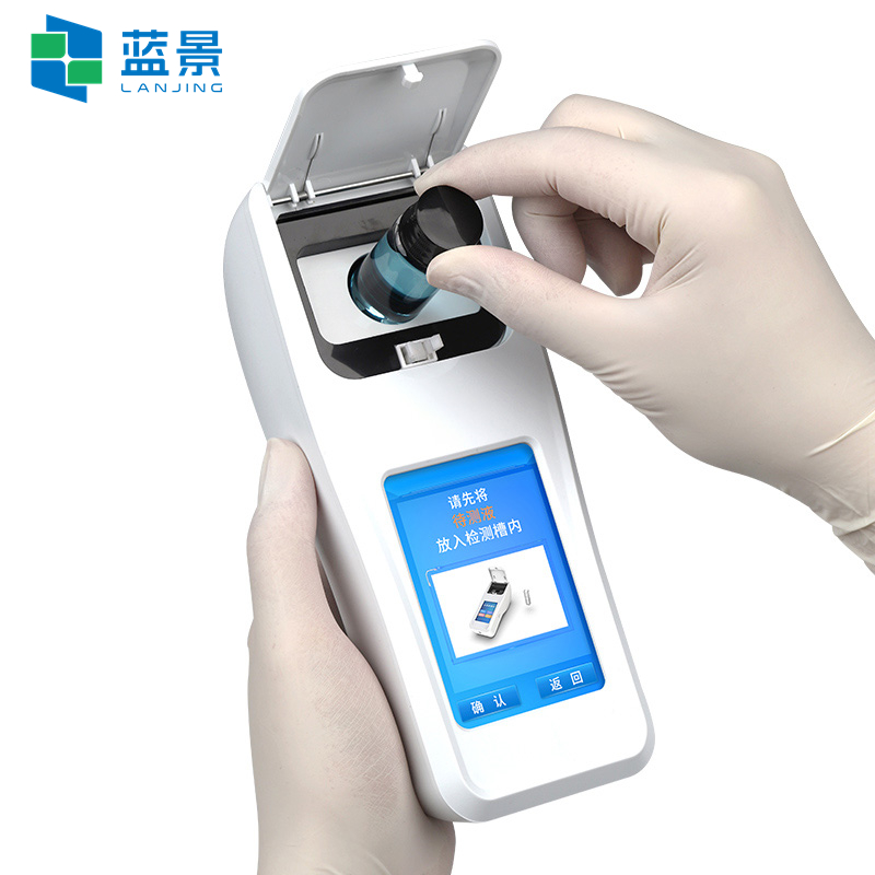 14.jpg 蓝景 余氯检测仪在饮用水行业的应用:从水厂到家庭的安全屏障