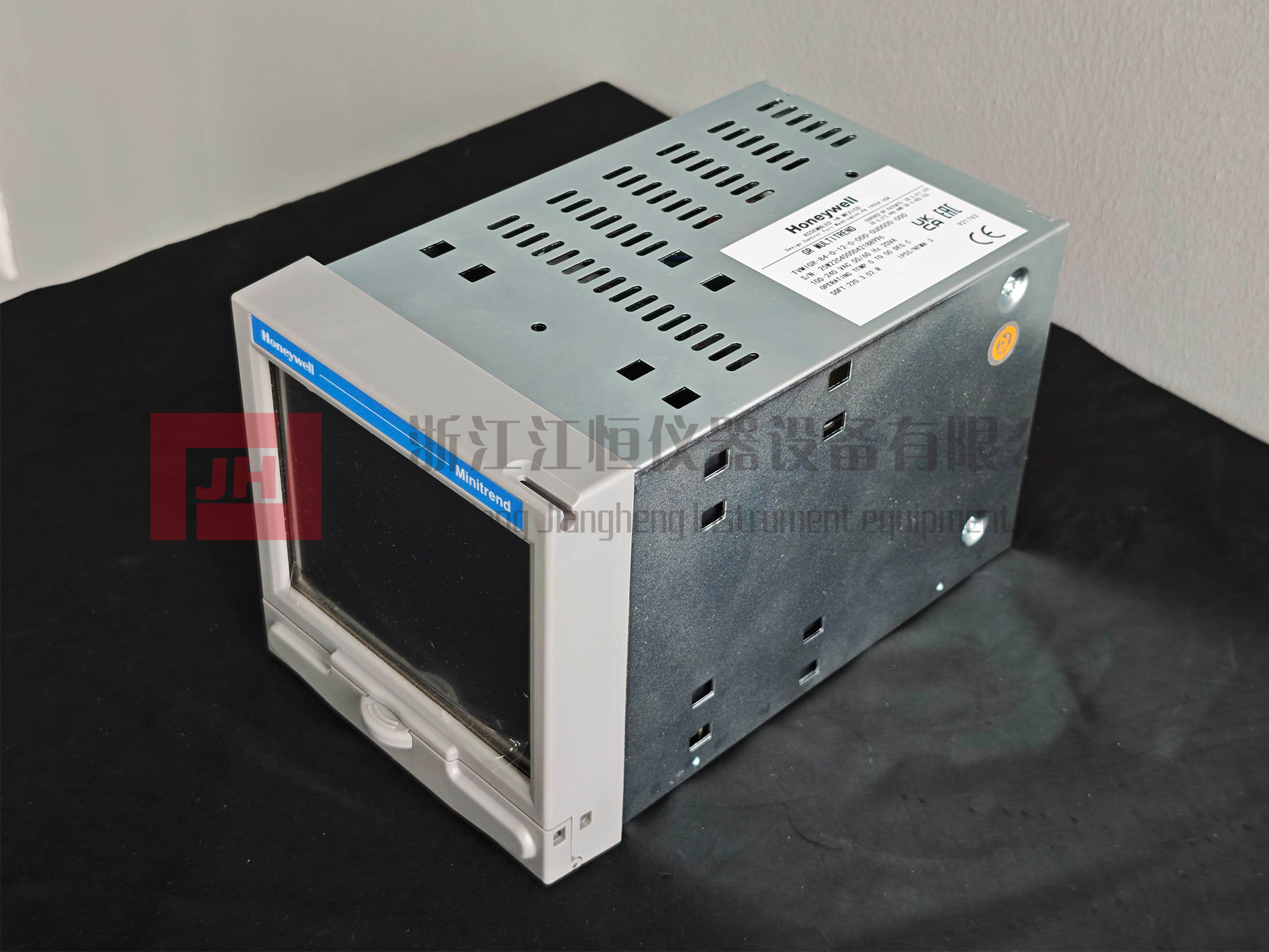 高湿高温工业环境：TVMIGR 无纸记录仪 IP66 防护级数据采集方案